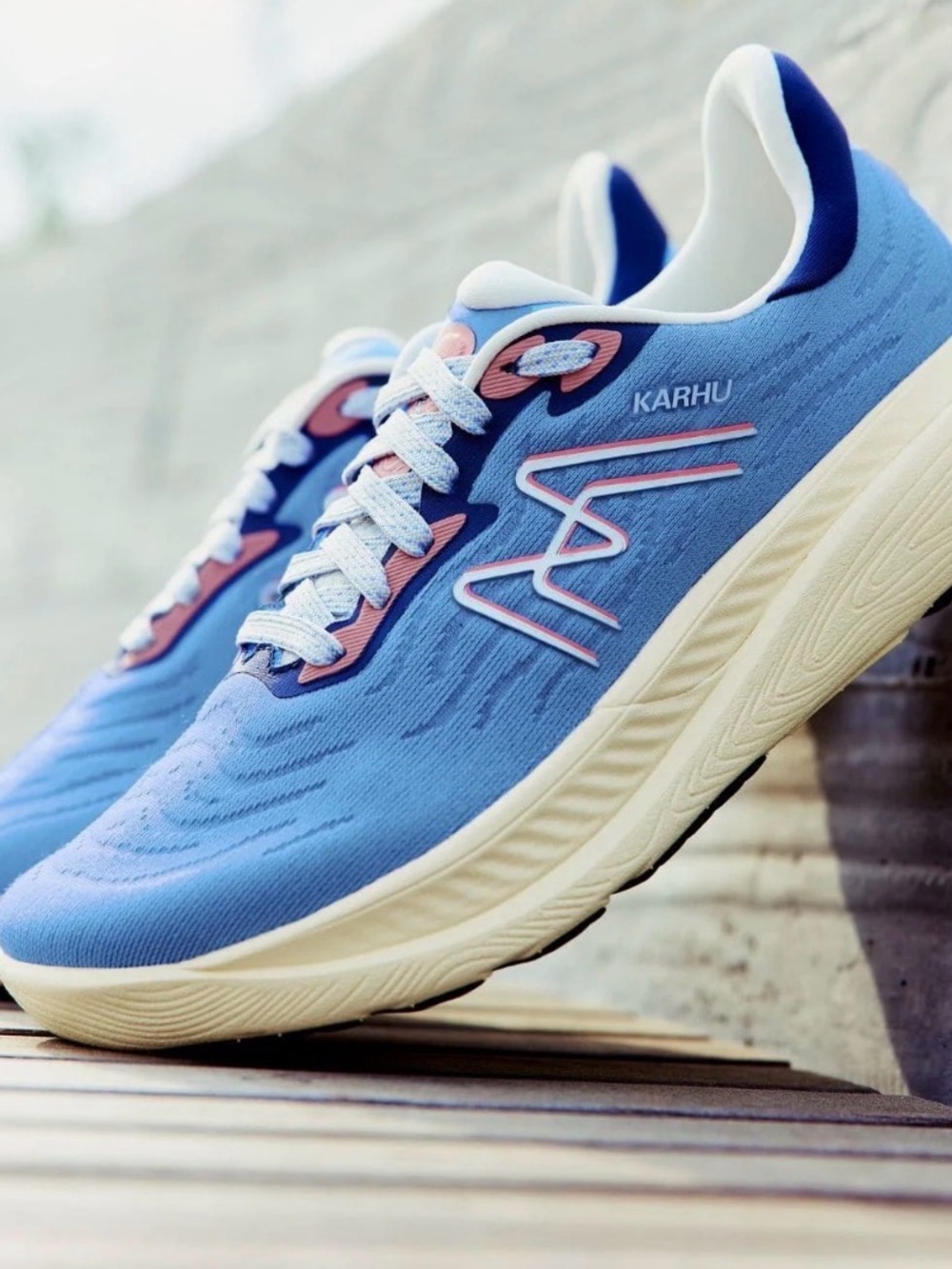 Karhu Ikoni Ortix Hivo (wide) Women's Blue and Cream Everyday Running Sneakers
